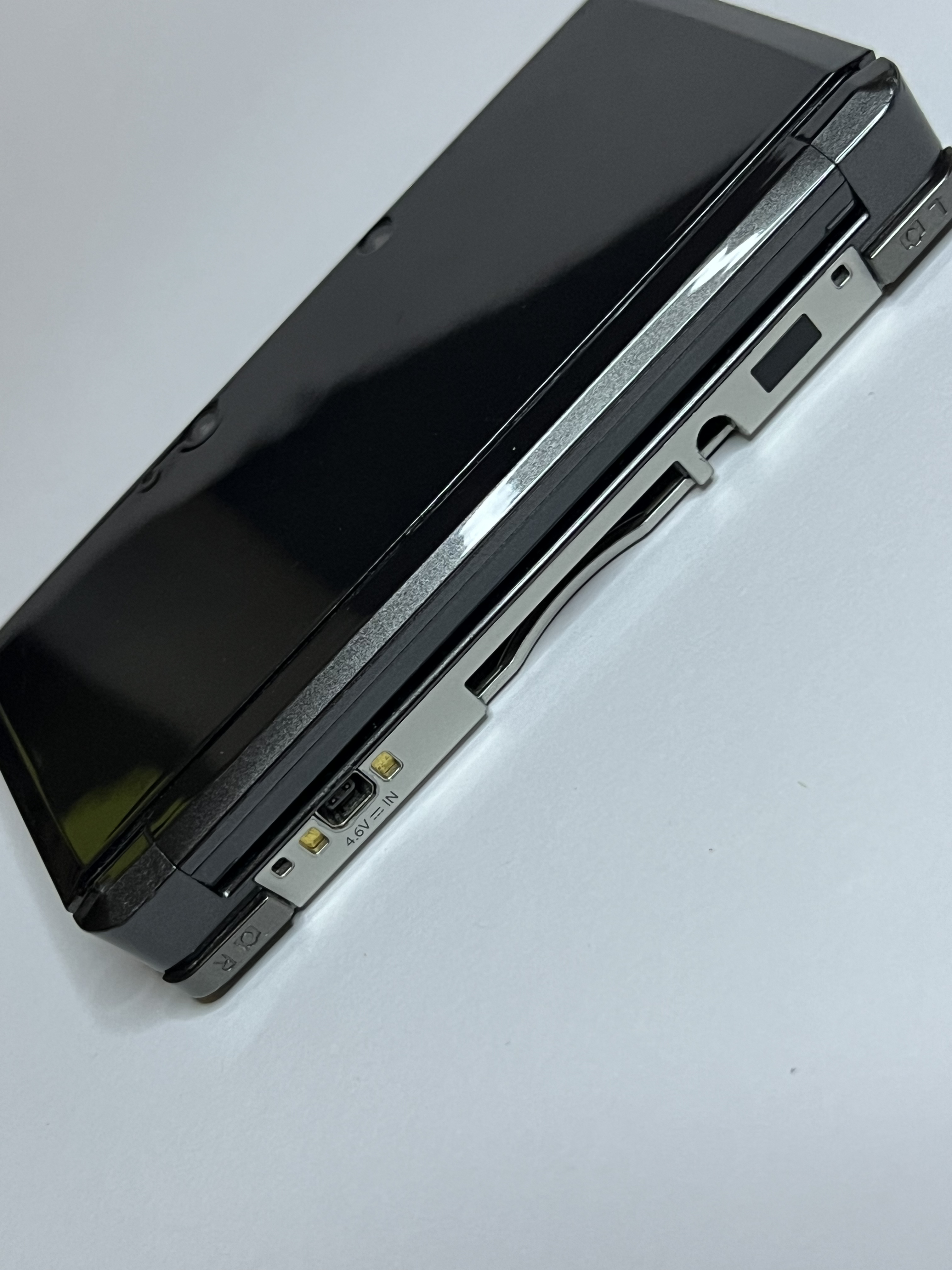 Nintendo 3DS Konsole in cosmos schwarz mit 128GB, Pokemon Bank, Poke Mover & vielen Extras