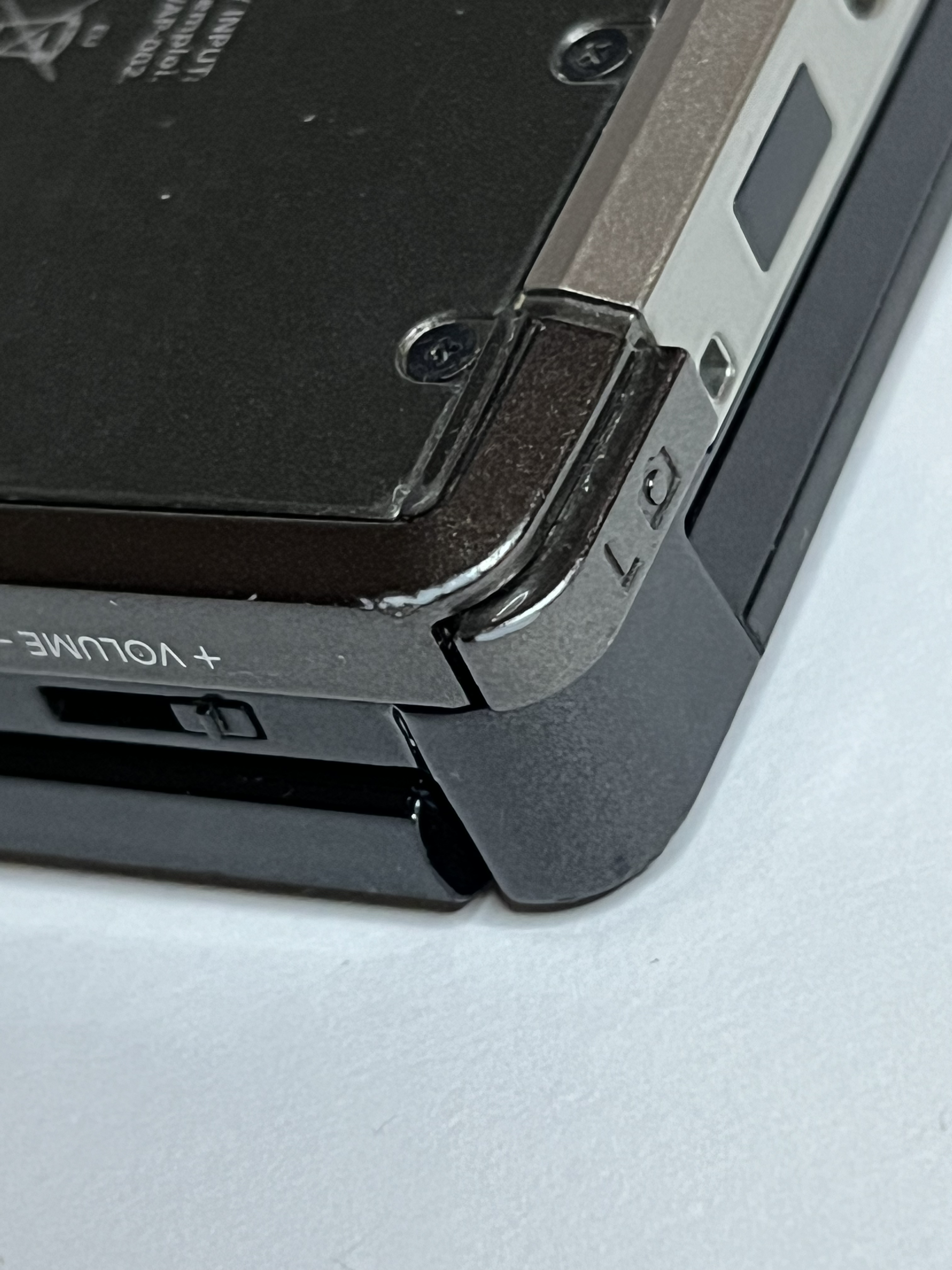 Nintendo 3DS Konsole in cosmos schwarz mit 128GB, Pokemon Bank, Poke Mover & vielen Extras