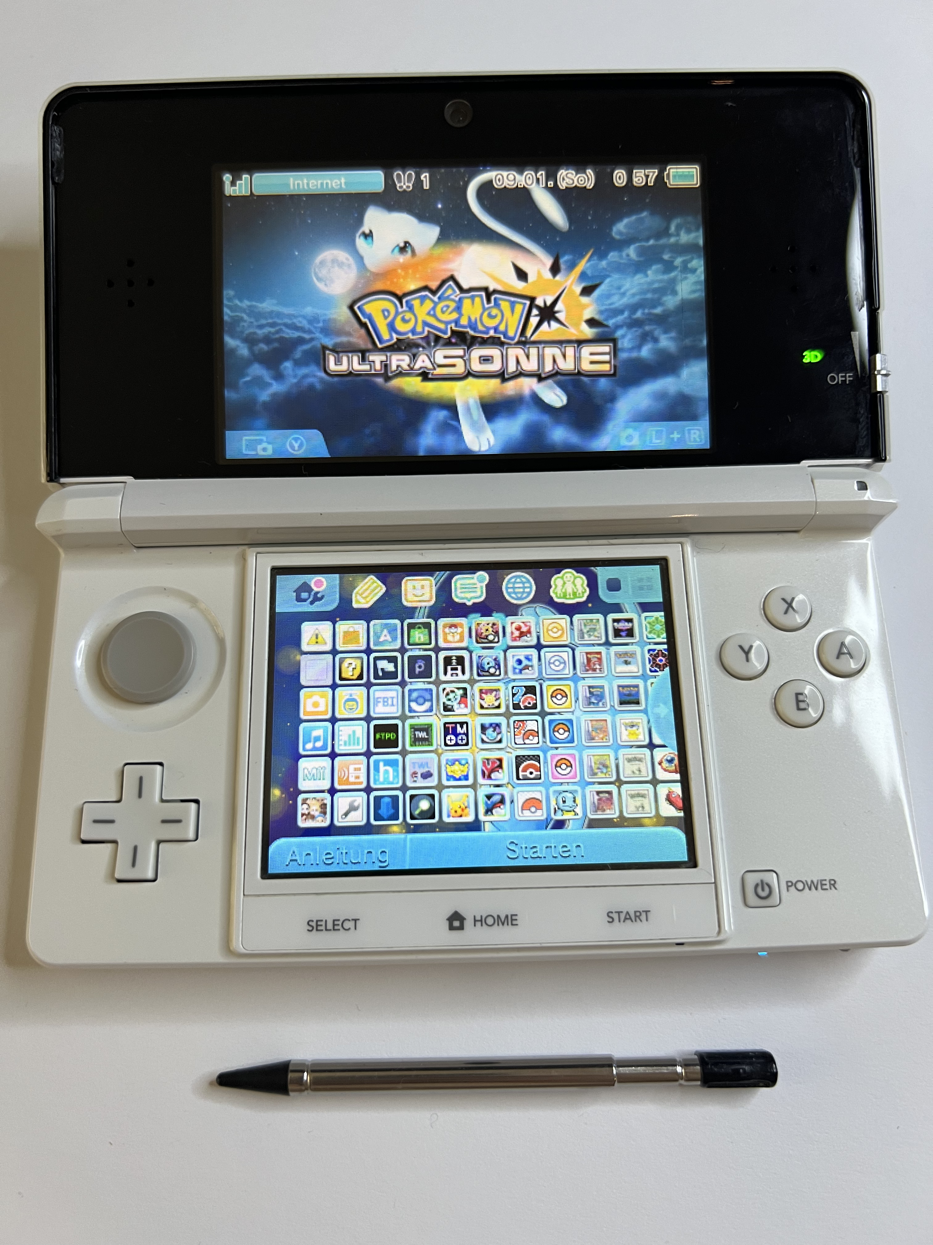 Nintendo 3DS Konsole perl weiß mit 128GB, Pokemon Bank, Poke Mover & vielen Extras