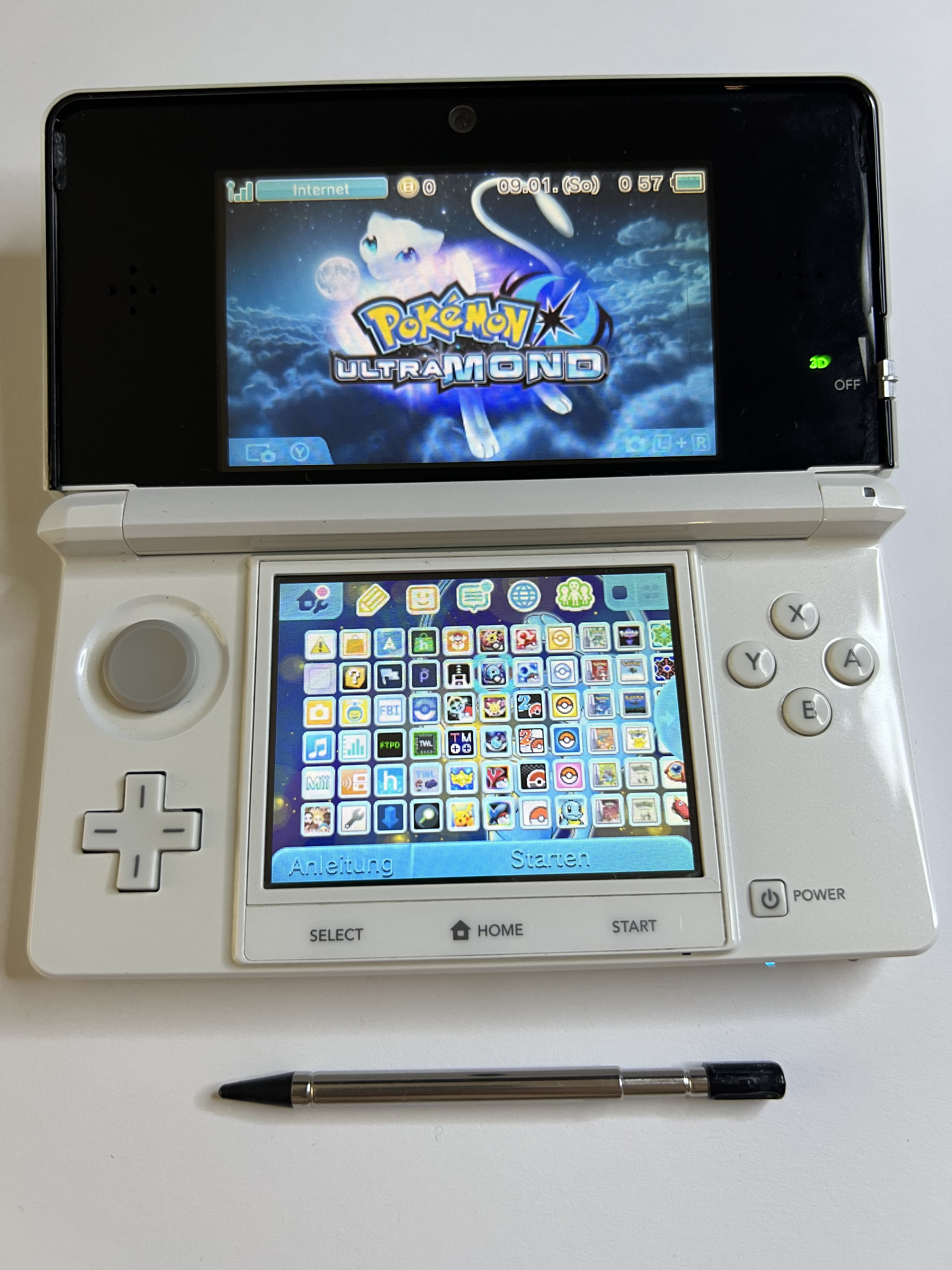 Nintendo 3DS Konsole perl weiß mit 128GB, Pokemon Bank, Poke Mover & vielen Extras