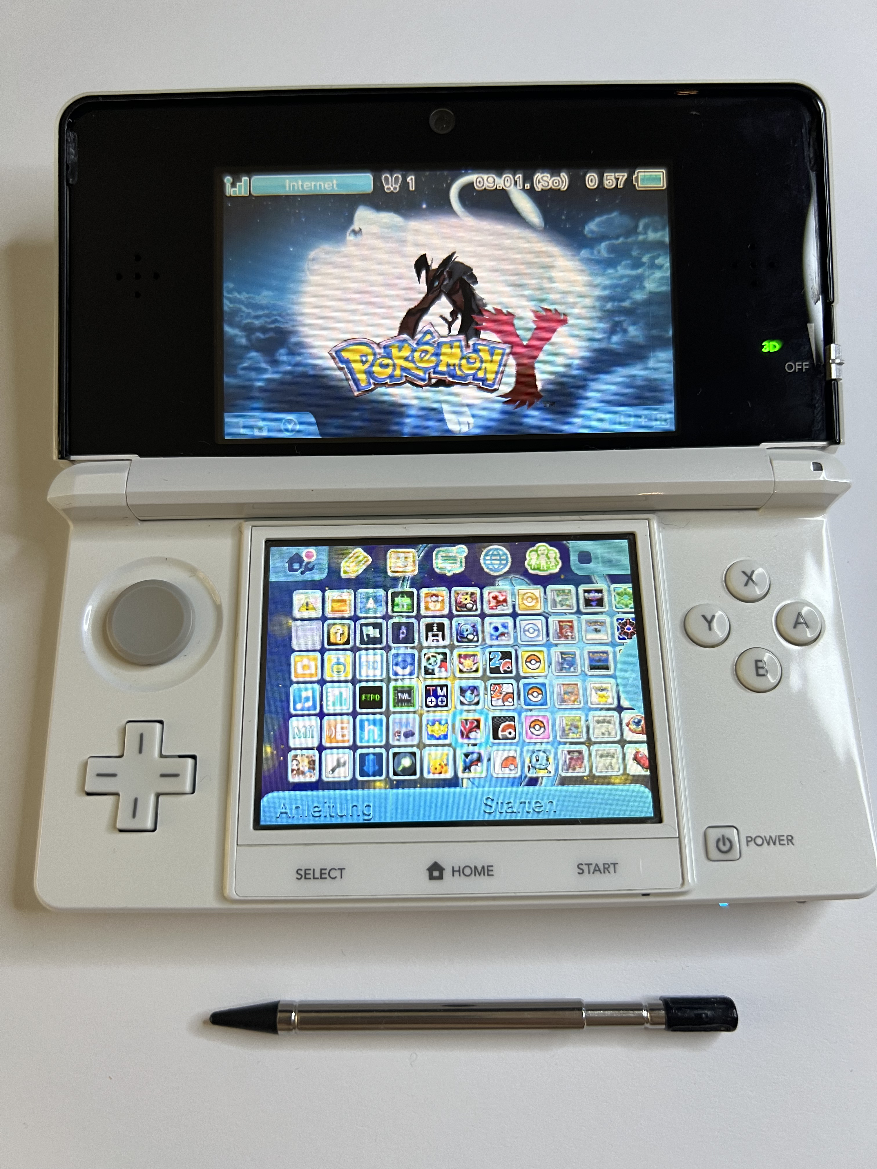 Nintendo 3DS Konsole perl weiß mit 128GB, Pokemon Bank, Poke Mover & vielen Extras