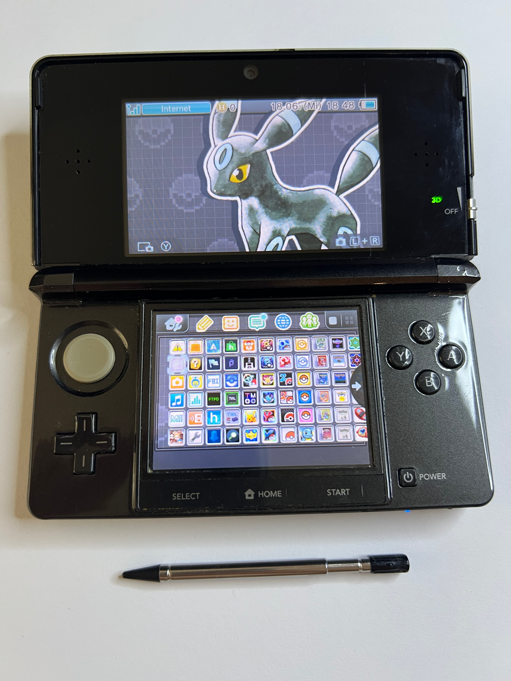 Nintendo 3DS Konsole cosmos schwarz mit 128GB, Pokemon Bank, Poke Mover & vielen Extras