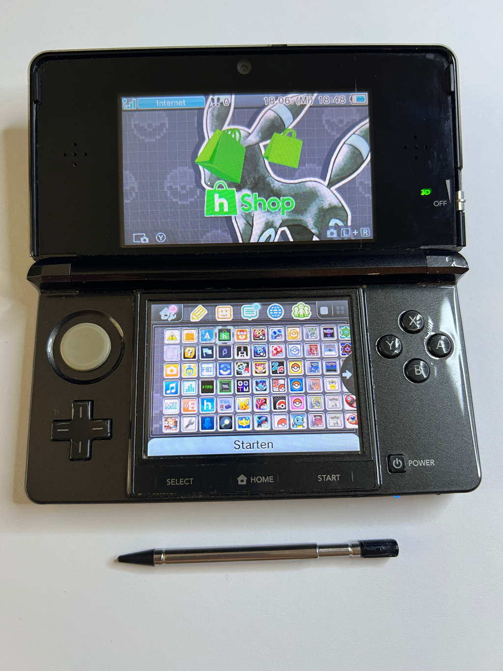 Nintendo 3DS Konsole cosmos schwarz mit 128GB, Pokemon Bank, Poke Mover & vielen Extras