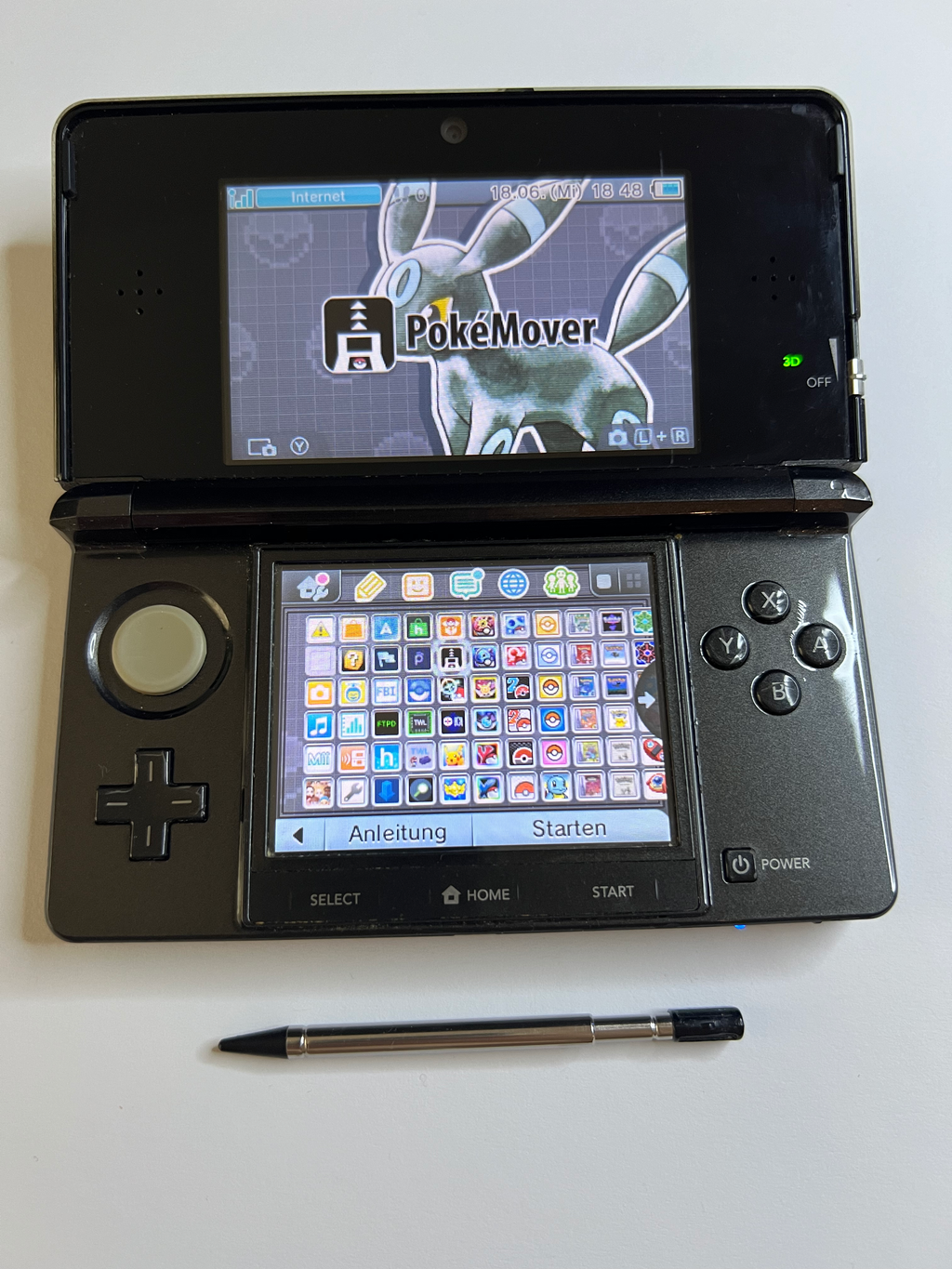 Nintendo 3DS Konsole cosmos schwarz mit 128GB, Pokemon Bank, Poke Mover & vielen Extras