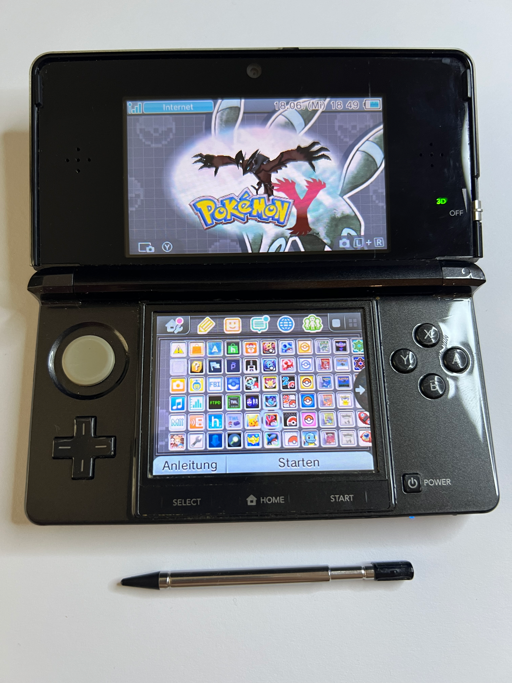 Nintendo 3DS Konsole cosmos schwarz mit 128GB, Pokemon Bank, Poke Mover & vielen Extras