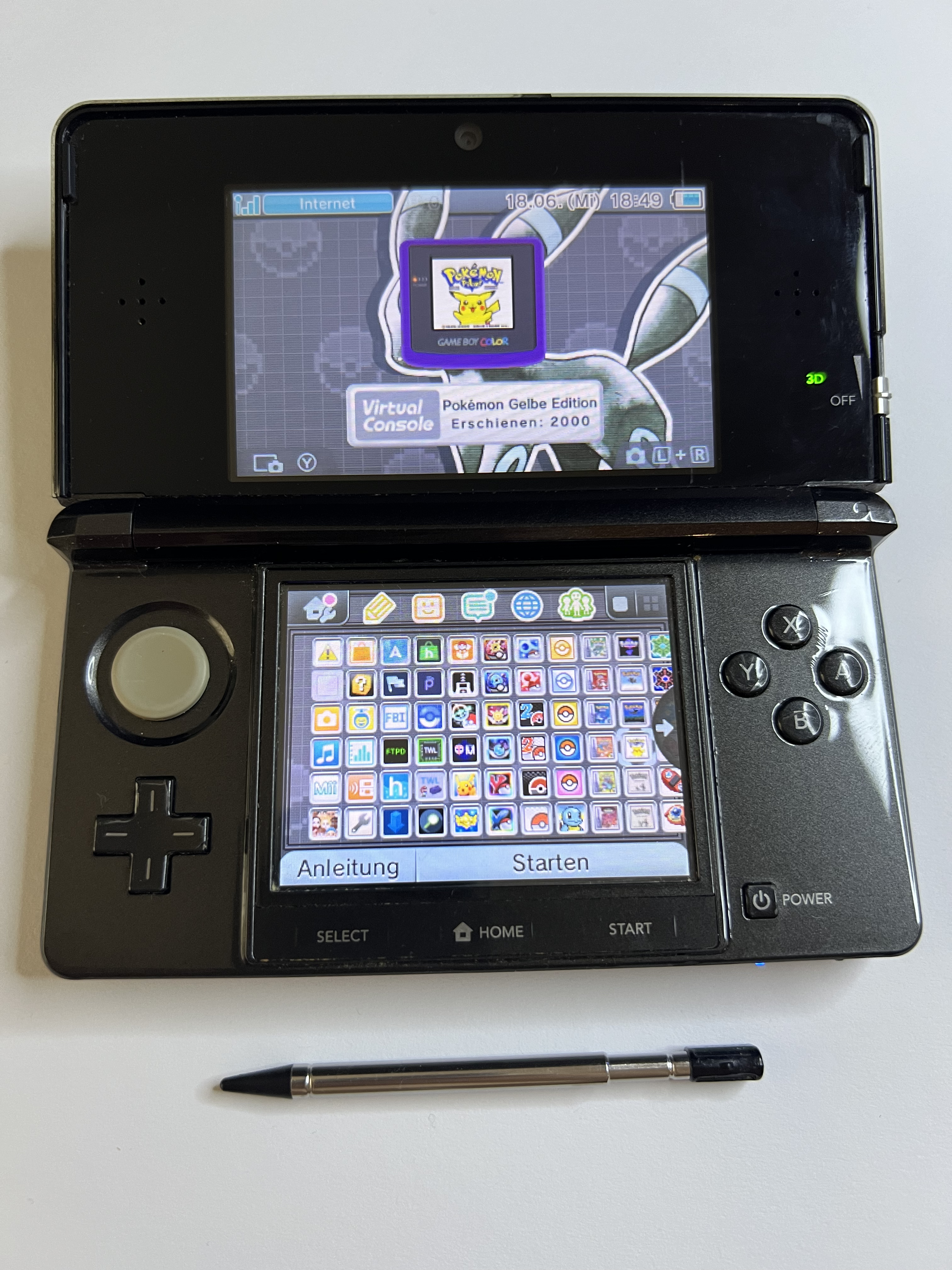 Nintendo 3DS Konsole cosmos schwarz mit 128GB, Pokemon Bank, Poke Mover & vielen Extras