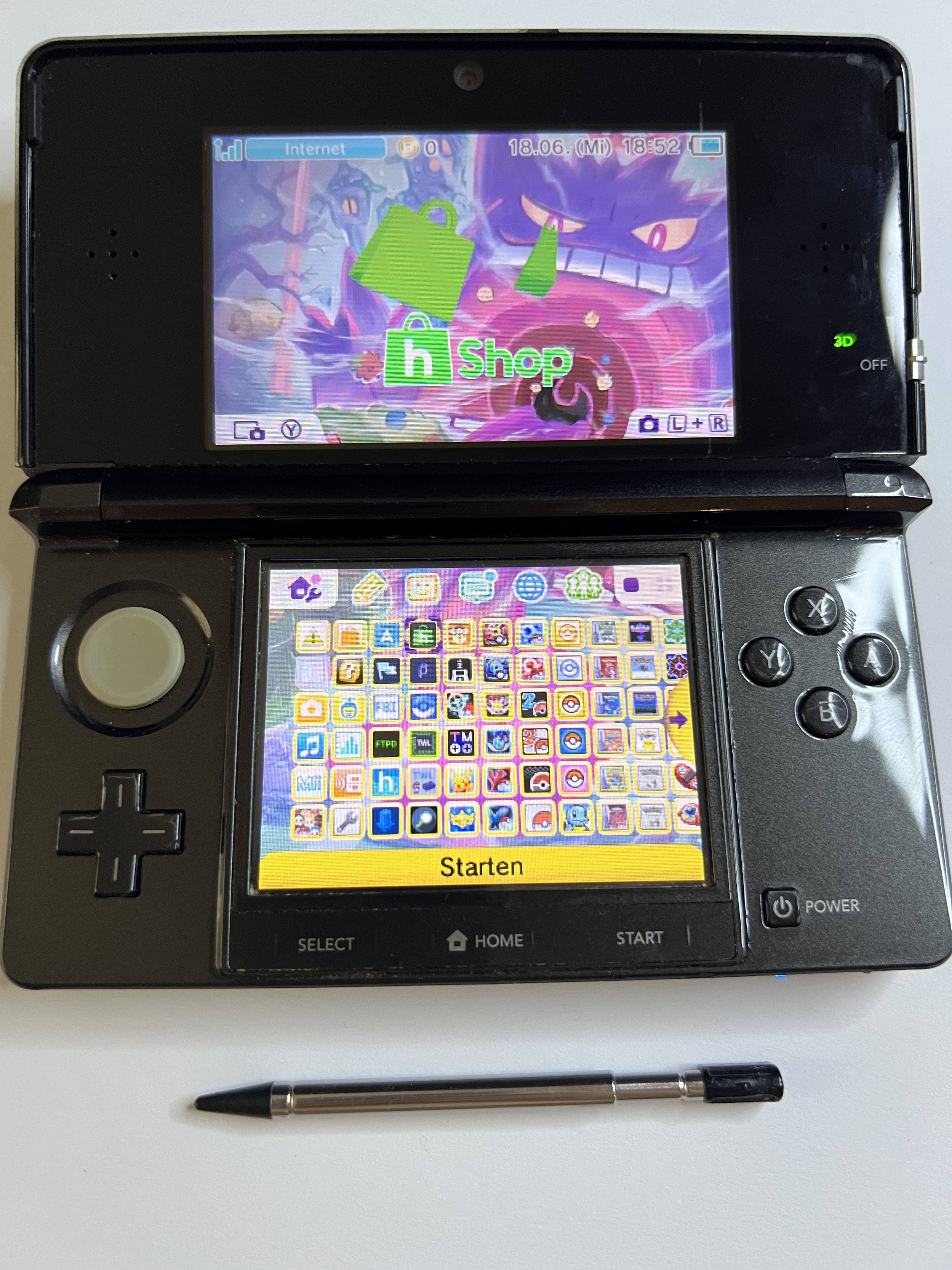 Nintendo 3DS Konsole cosmos schwarz mit 128GB, Pokemon Bank, Poke Mover & vielen Extras