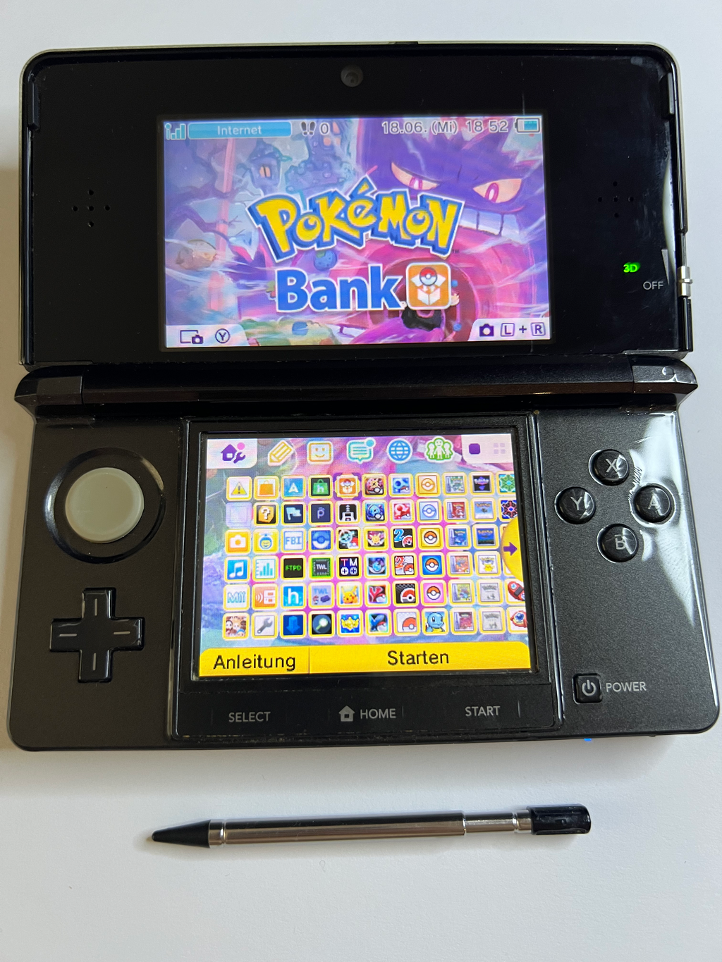 Nintendo 3DS Konsole cosmos schwarz mit 128GB, Pokemon Bank, Poke Mover & vielen Extras