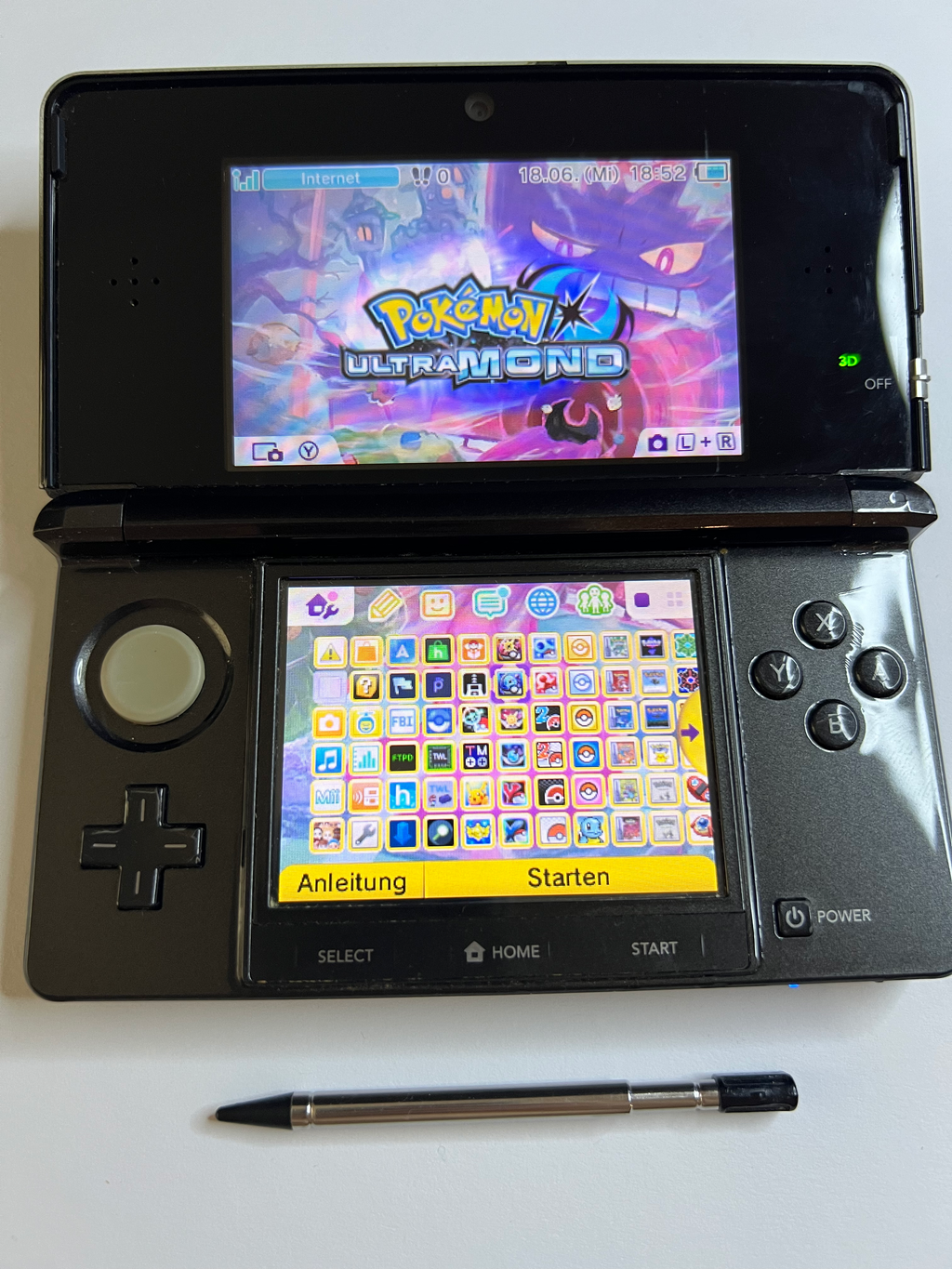 Nintendo 3DS Konsole cosmos schwarz mit 128GB, Pokemon Bank, Poke Mover & vielen Extras