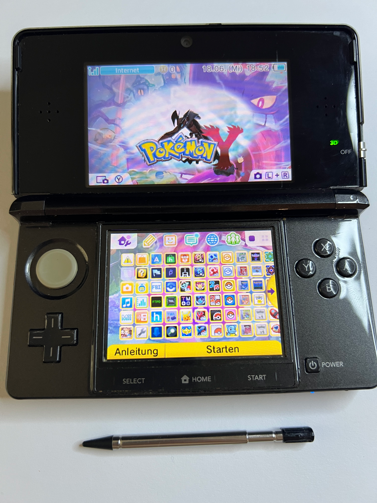 Nintendo 3DS Konsole cosmos schwarz mit 128GB, Pokemon Bank, Poke Mover & vielen Extras