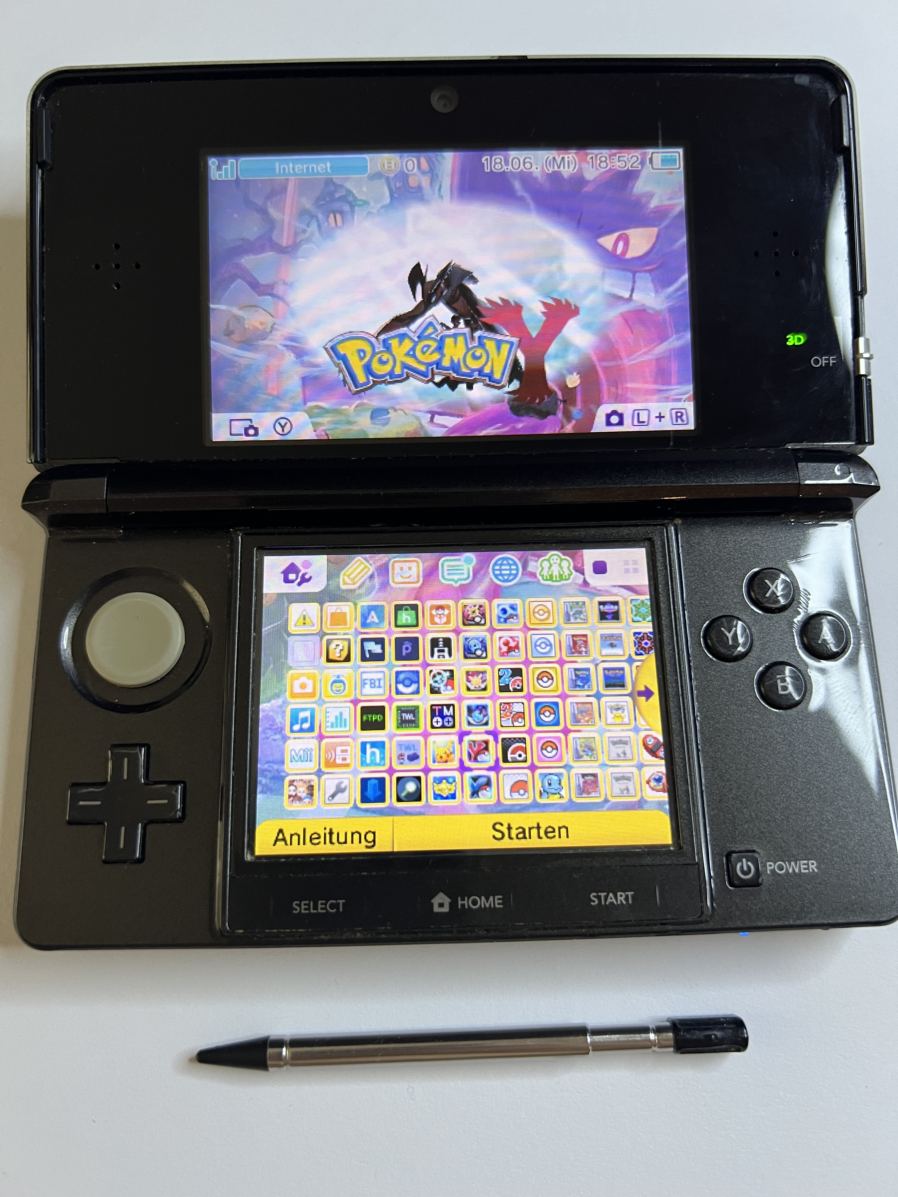 Nintendo 3DS Konsole cosmos schwarz mit 128GB, Pokemon Bank, Poke Mover & vielen Extras