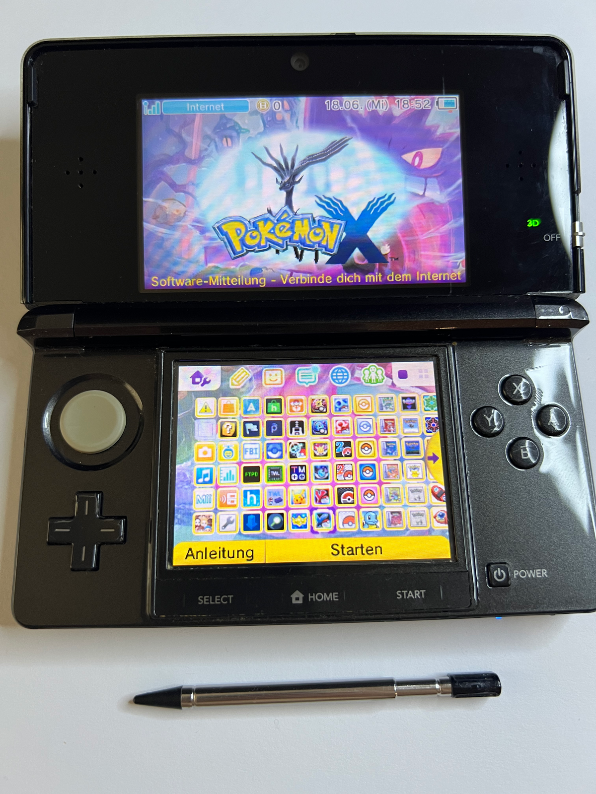 Nintendo 3DS Konsole cosmos schwarz mit 128GB, Pokemon Bank, Poke Mover & vielen Extras