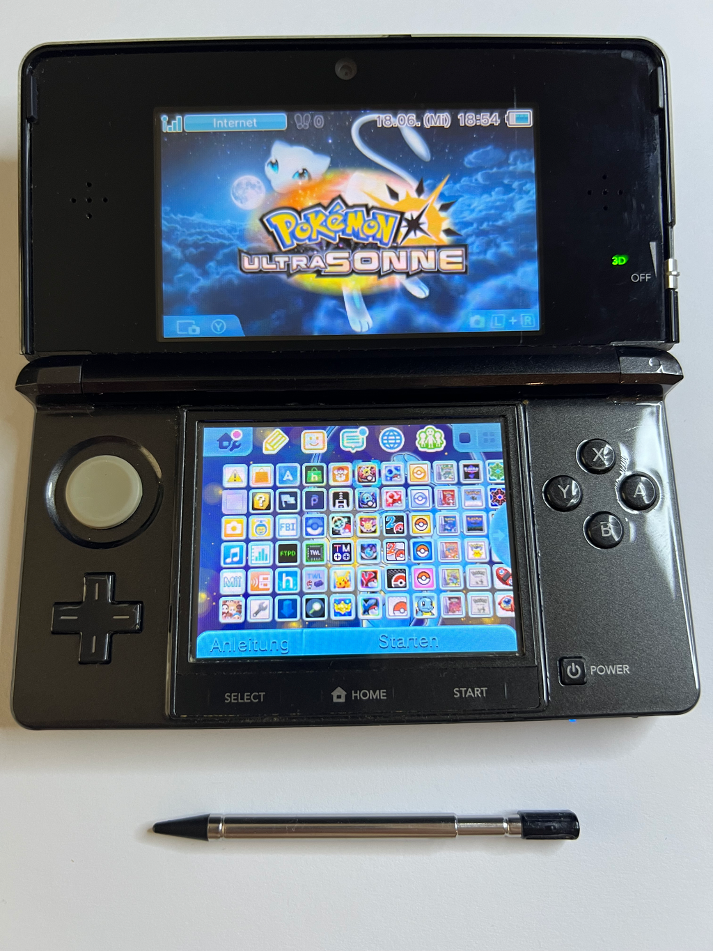Nintendo 3DS Konsole cosmos schwarz mit 128GB, Pokemon Bank, Poke Mover & vielen Extras