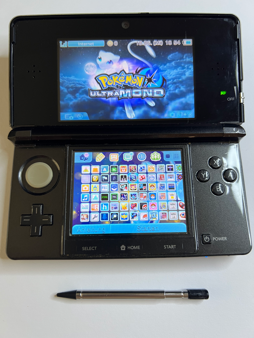 Nintendo 3DS Konsole cosmos schwarz mit 128GB, Pokemon Bank, Poke Mover & vielen Extras