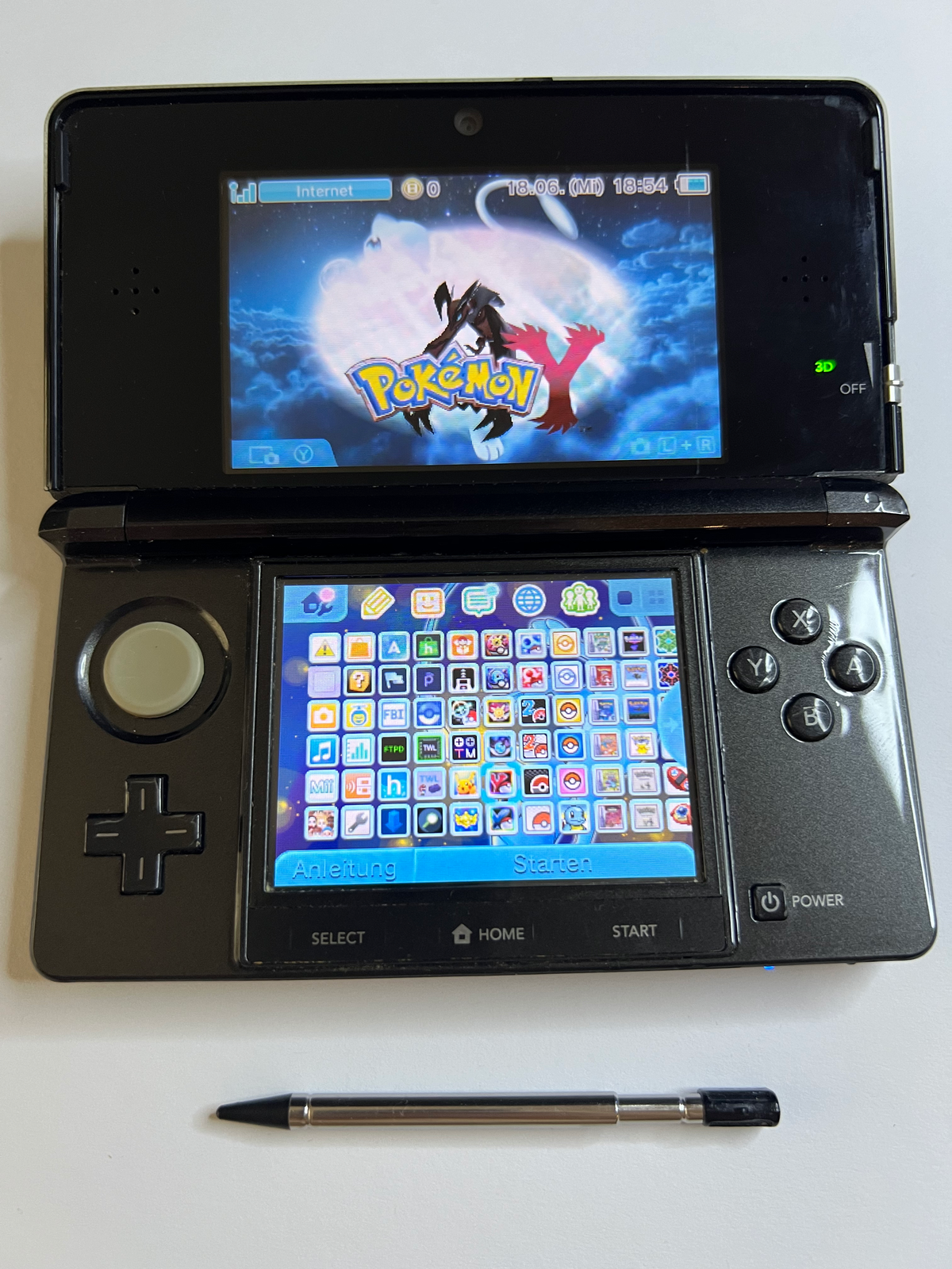 Nintendo 3DS Konsole cosmos schwarz mit 128GB, Pokemon Bank, Poke Mover & vielen Extras