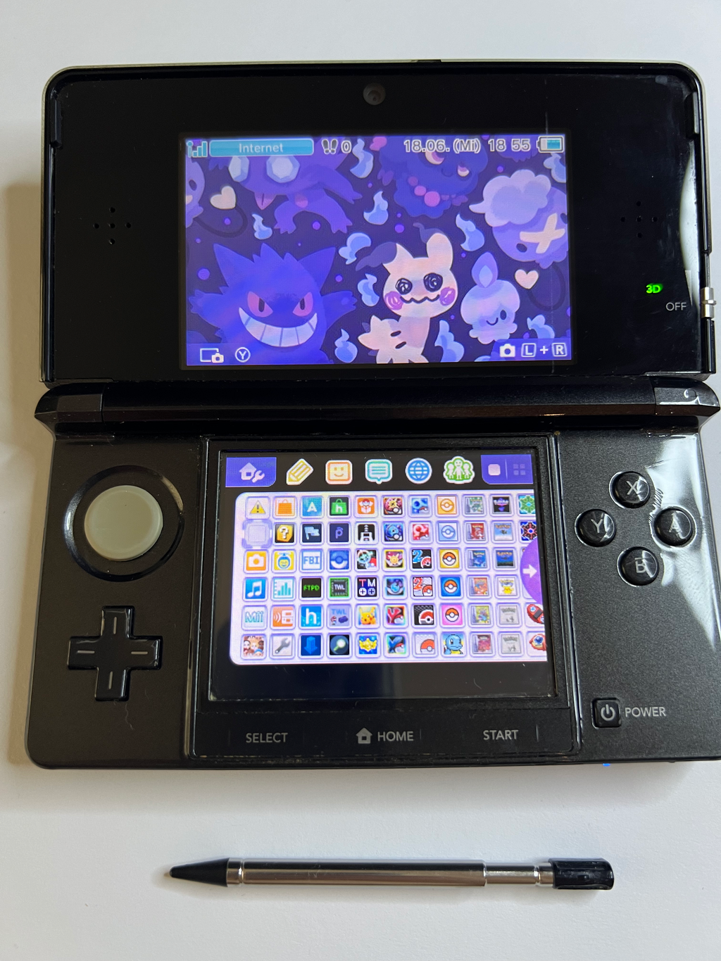 Nintendo 3DS Konsole in cosmos schwarz mit 128GB, Pokemon Bank, Poke Mover & vielen Extras