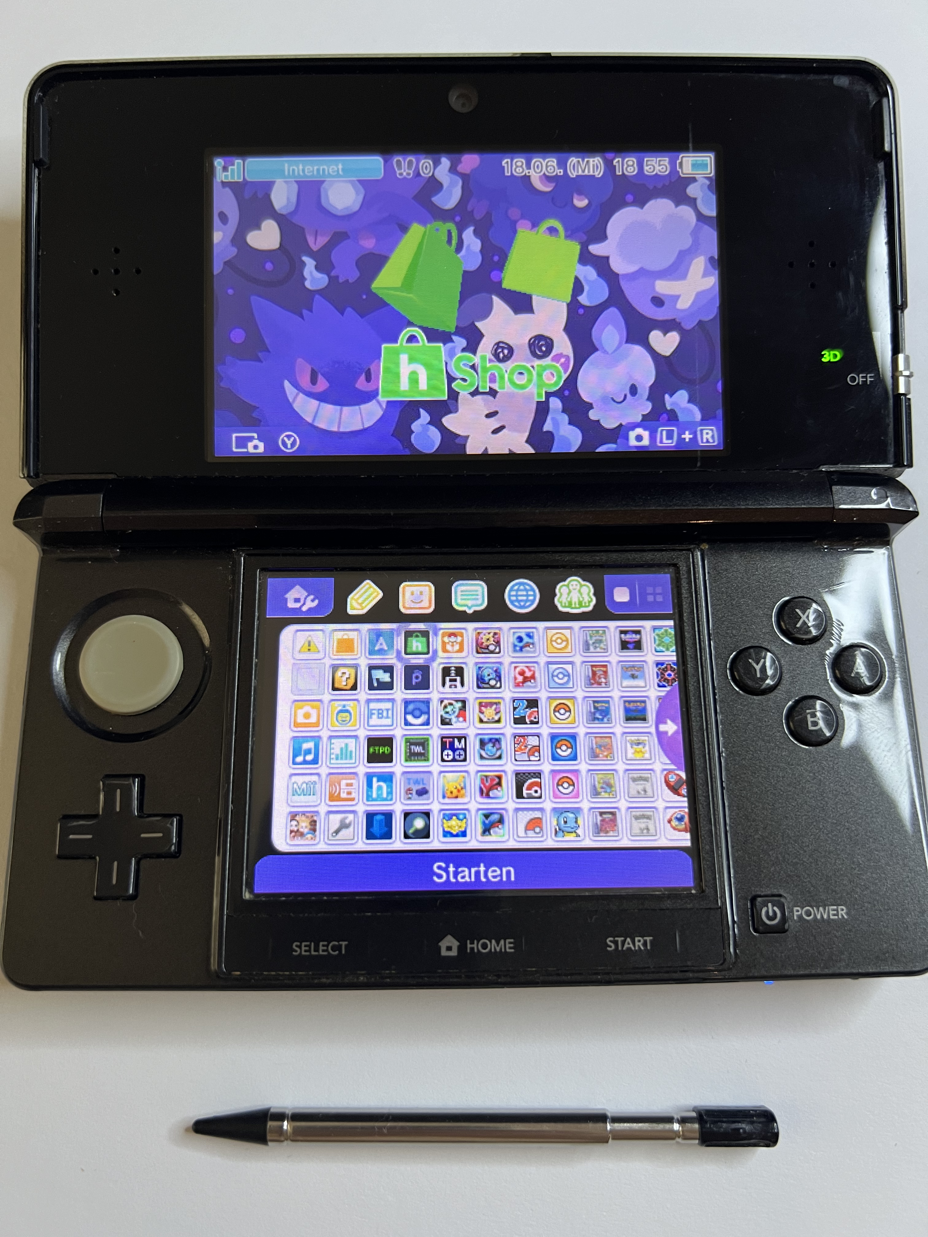 Nintendo 3DS Konsole in cosmos schwarz mit 128GB, Pokemon Bank, Poke Mover & vielen Extras