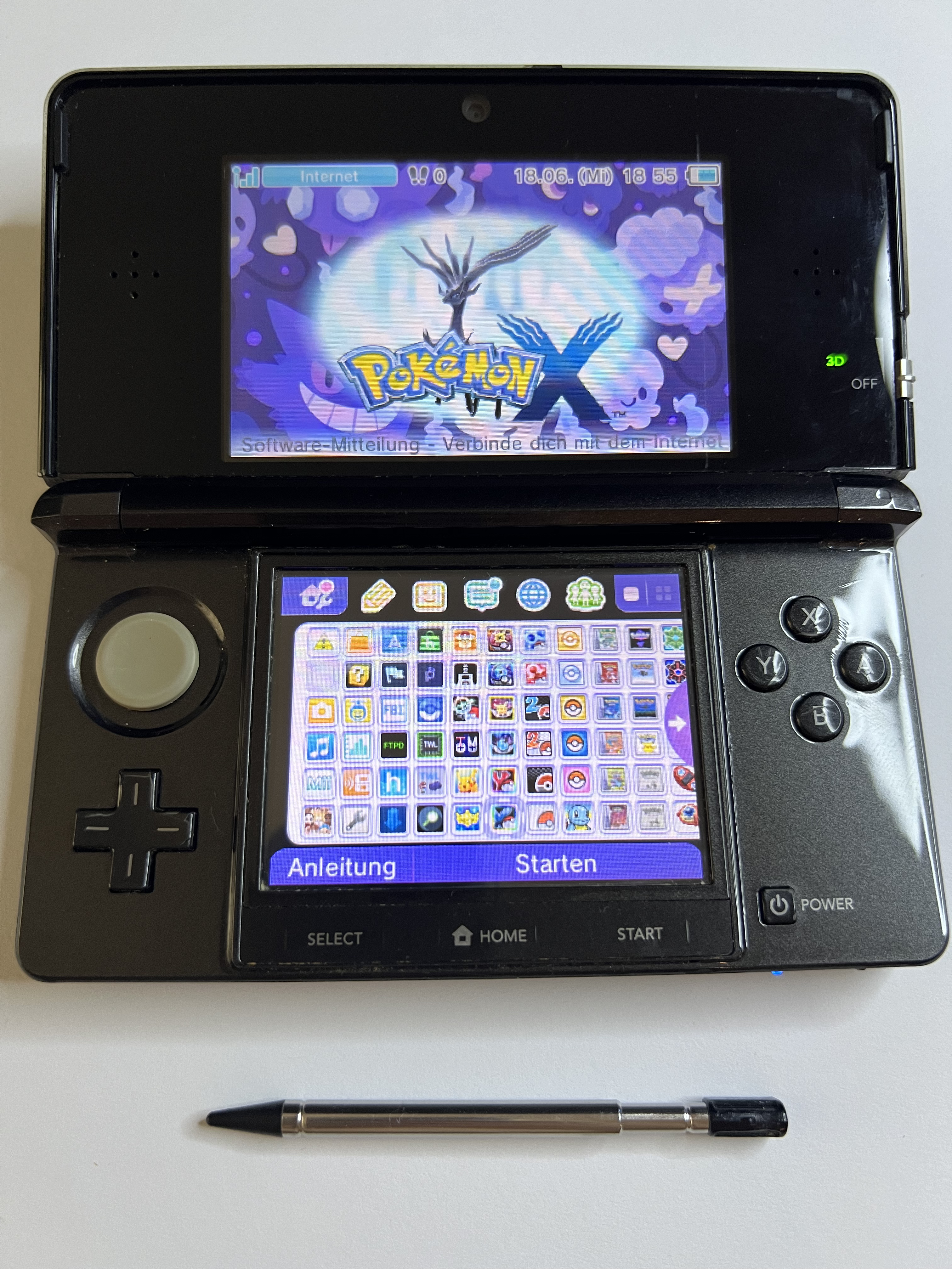 Nintendo 3DS Konsole in cosmos schwarz mit 128GB, Pokemon Bank, Poke Mover & vielen Extras