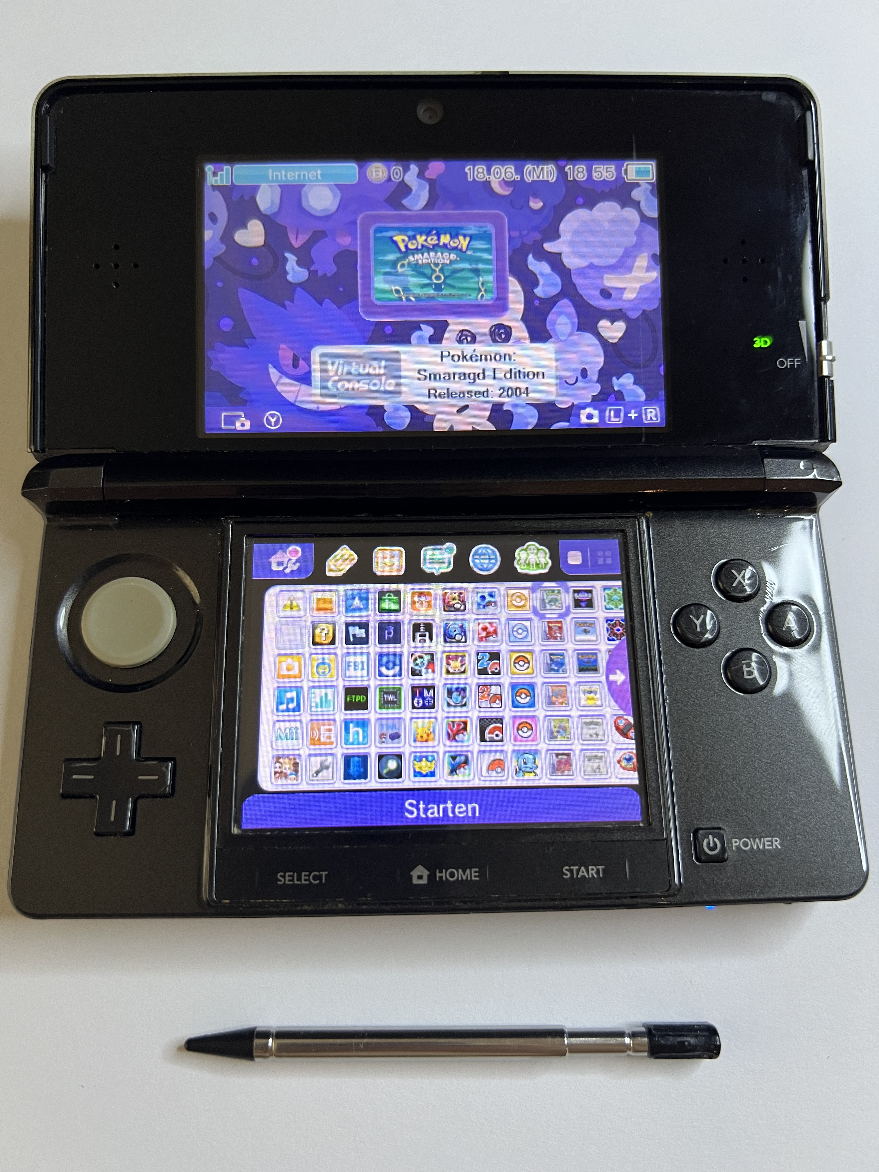 Nintendo 3DS Konsole in cosmos schwarz mit 128GB, Pokemon Bank, Poke Mover & vielen Extras