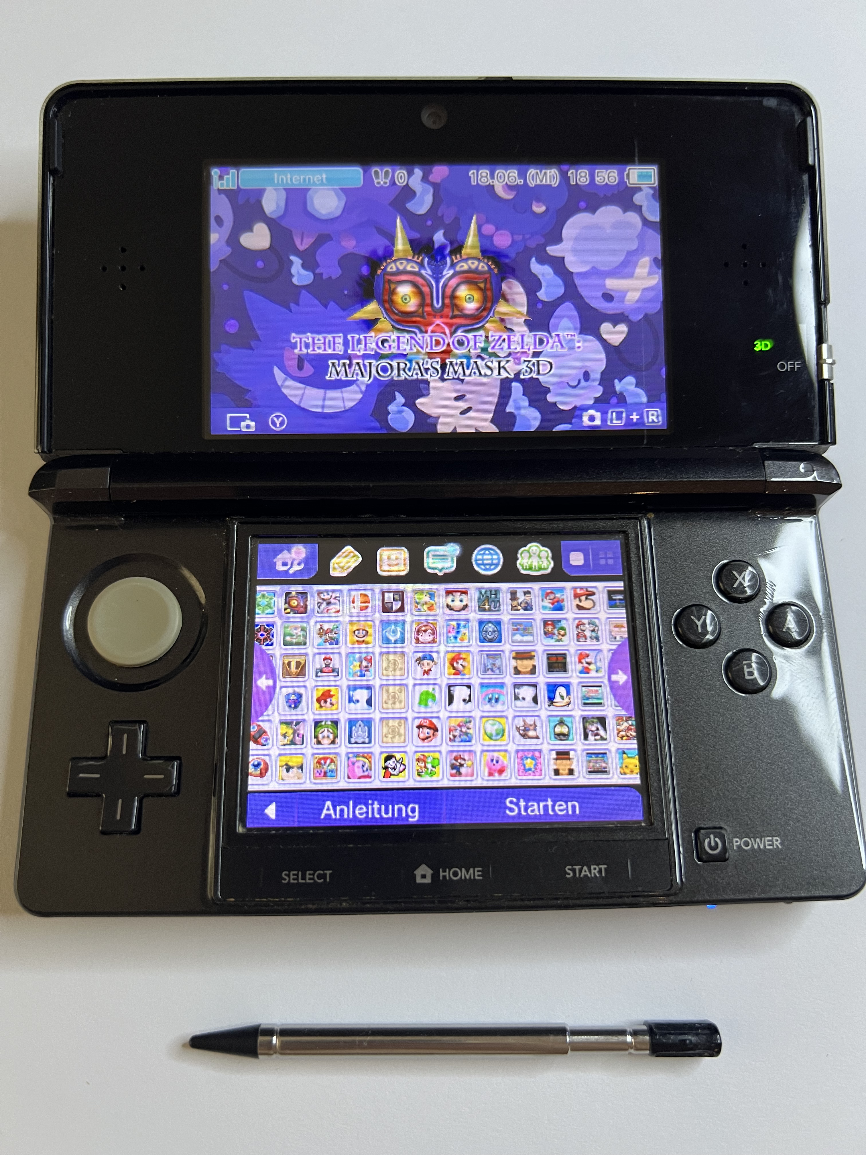 Nintendo 3DS Konsole in cosmos schwarz mit 128GB, Pokemon Bank, Poke Mover & vielen Extras