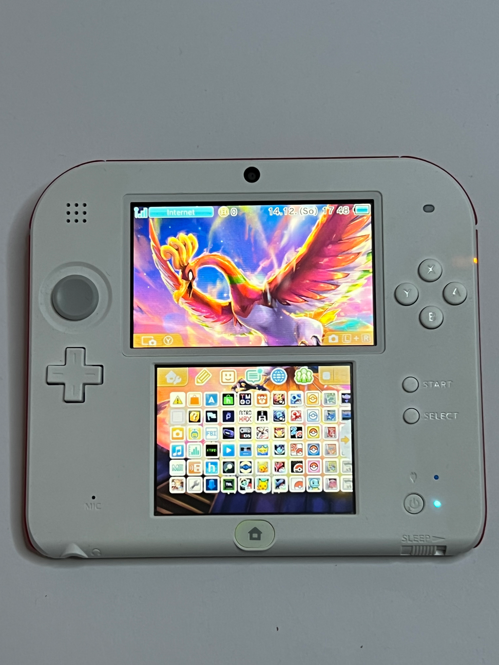 Nintendo 2DS Konsole weiß rot mit 128GB, Pokemon Bank, Poke Mover & vielen Extras