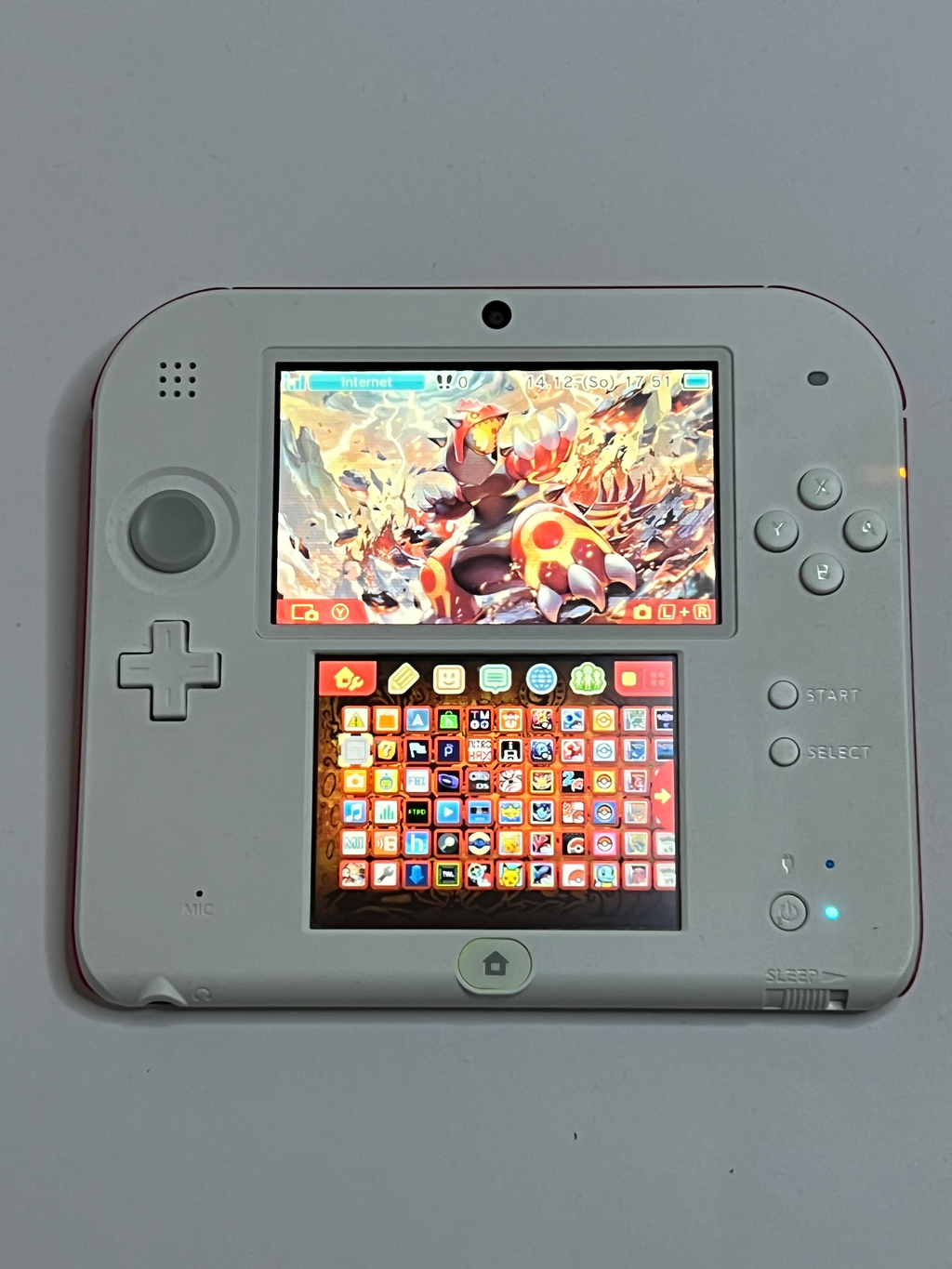 Nintendo 2DS Konsole weiß rot mit 128GB, Pokemon Bank, Poke Mover & vielen Extras