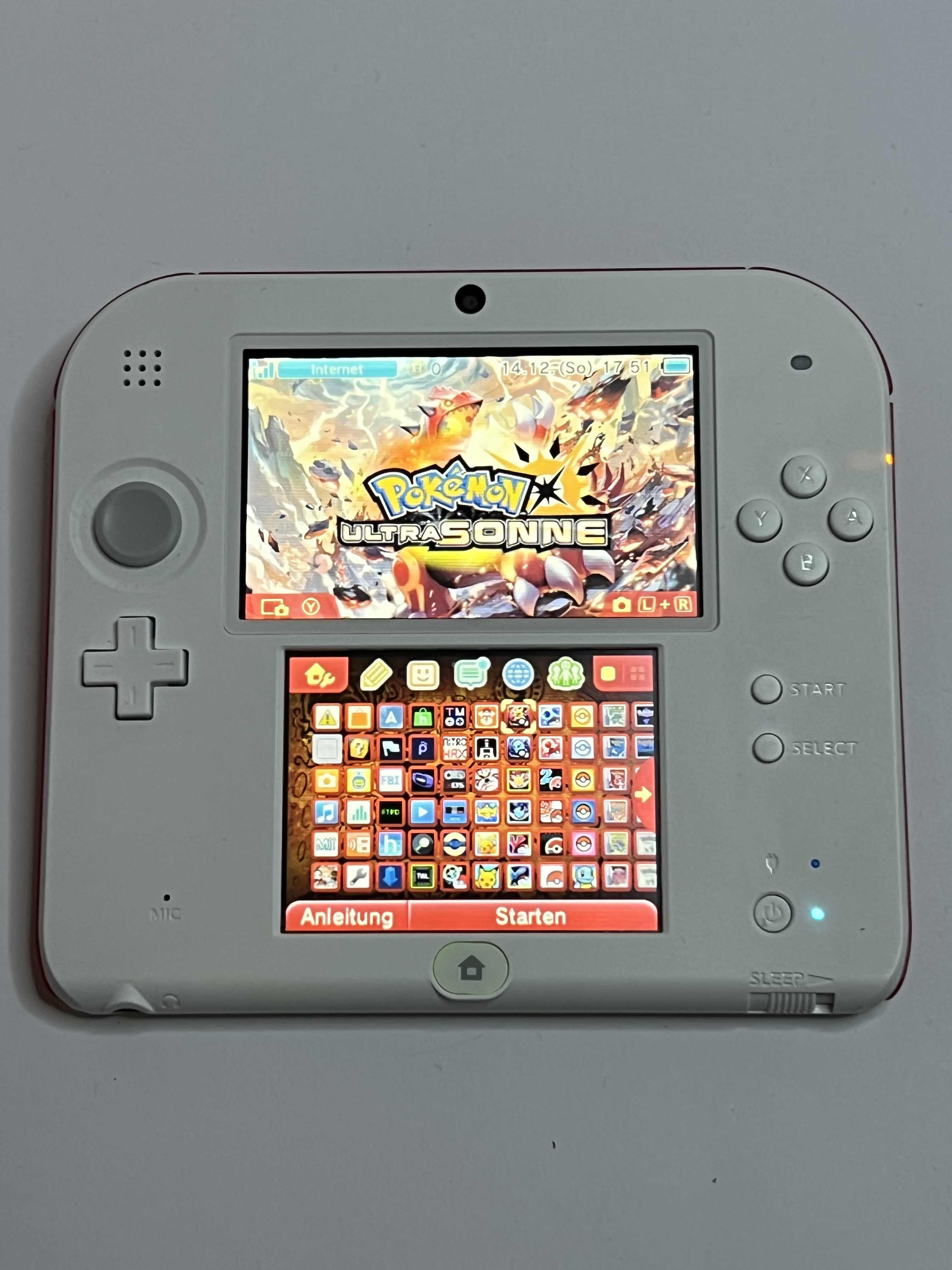 Nintendo 2DS Konsole weiß rot mit 128GB, Pokemon Bank, Poke Mover & vielen Extras