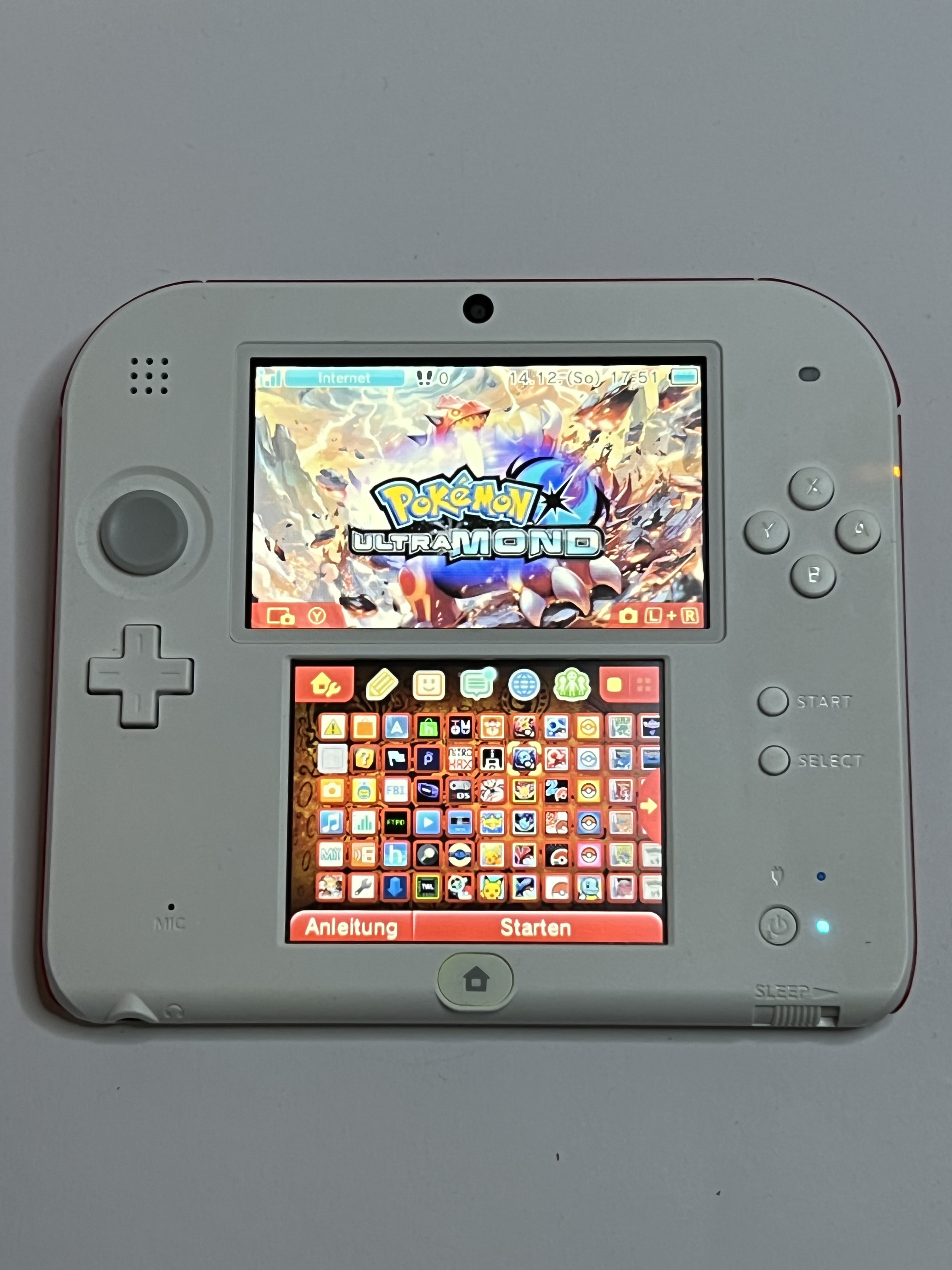Nintendo 2DS Konsole weiß rot mit 128GB, Pokemon Bank, Poke Mover & vielen Extras