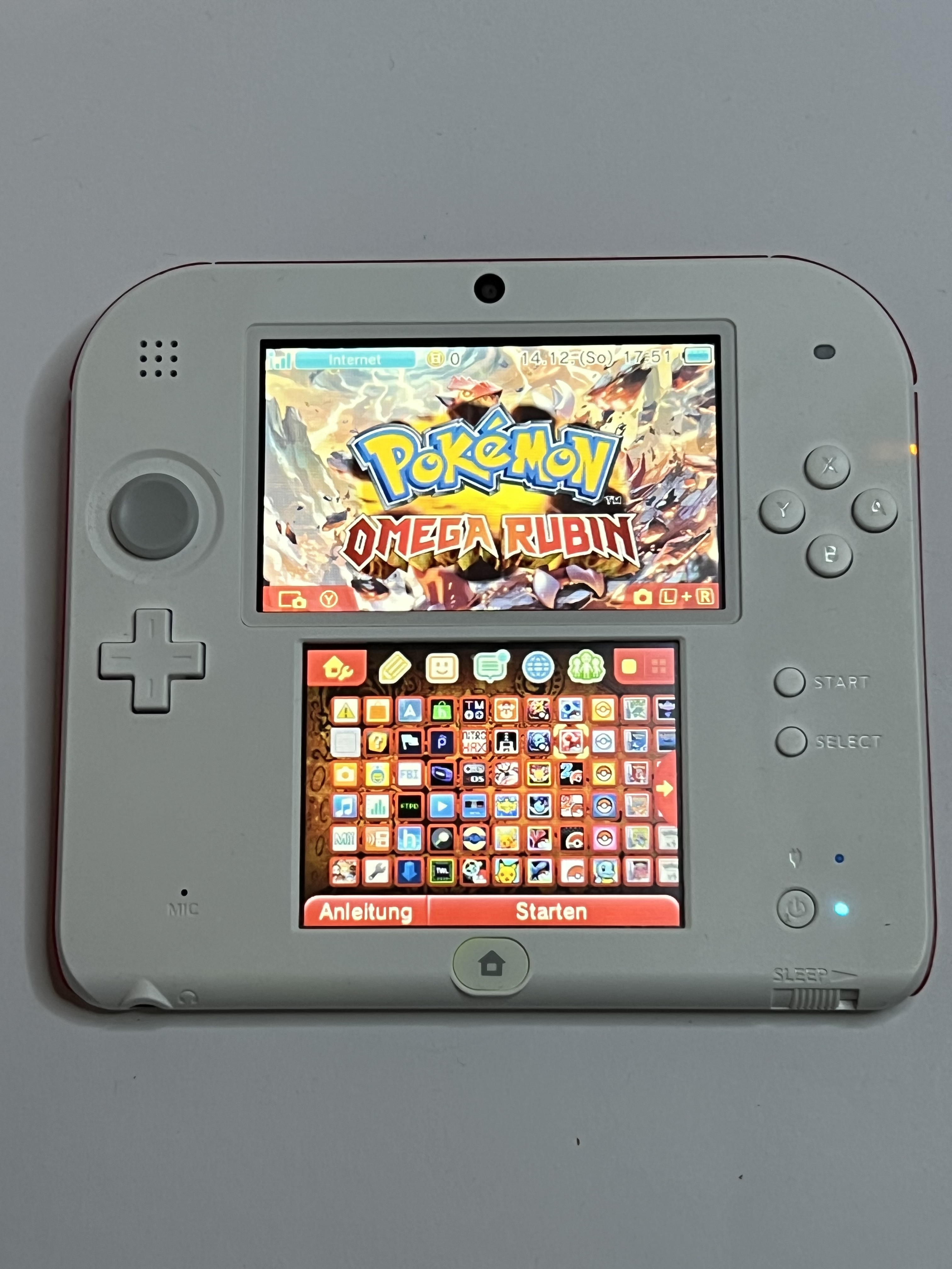 Nintendo 2DS Konsole weiß rot mit 128GB, Pokemon Bank, Poke Mover & vielen Extras